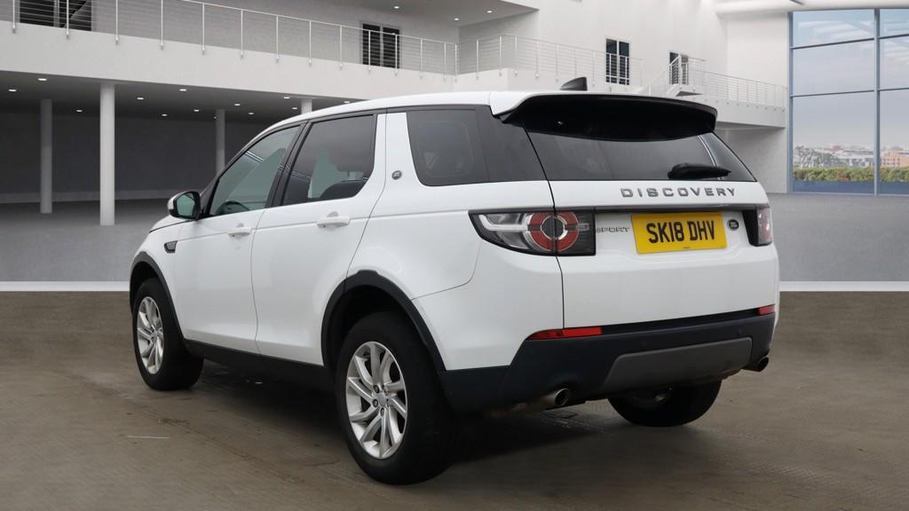 Land Rover Discovery Sport 2.0 TD4 SE Tech SUV 5dr Diesel Manual 4WD Euro 6 (s/s) (180 ps)