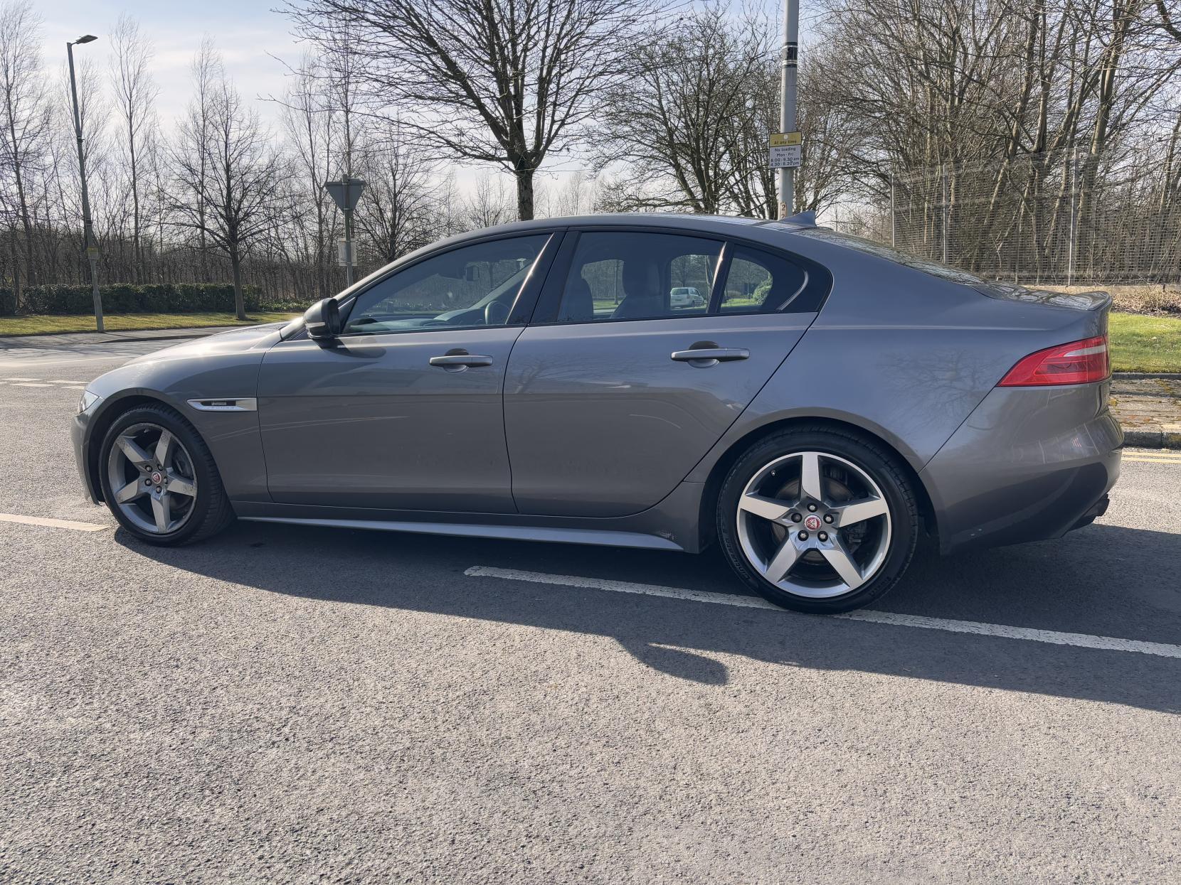 Jaguar XE 2.0 R-Sport Saloon (2014 - 2020)