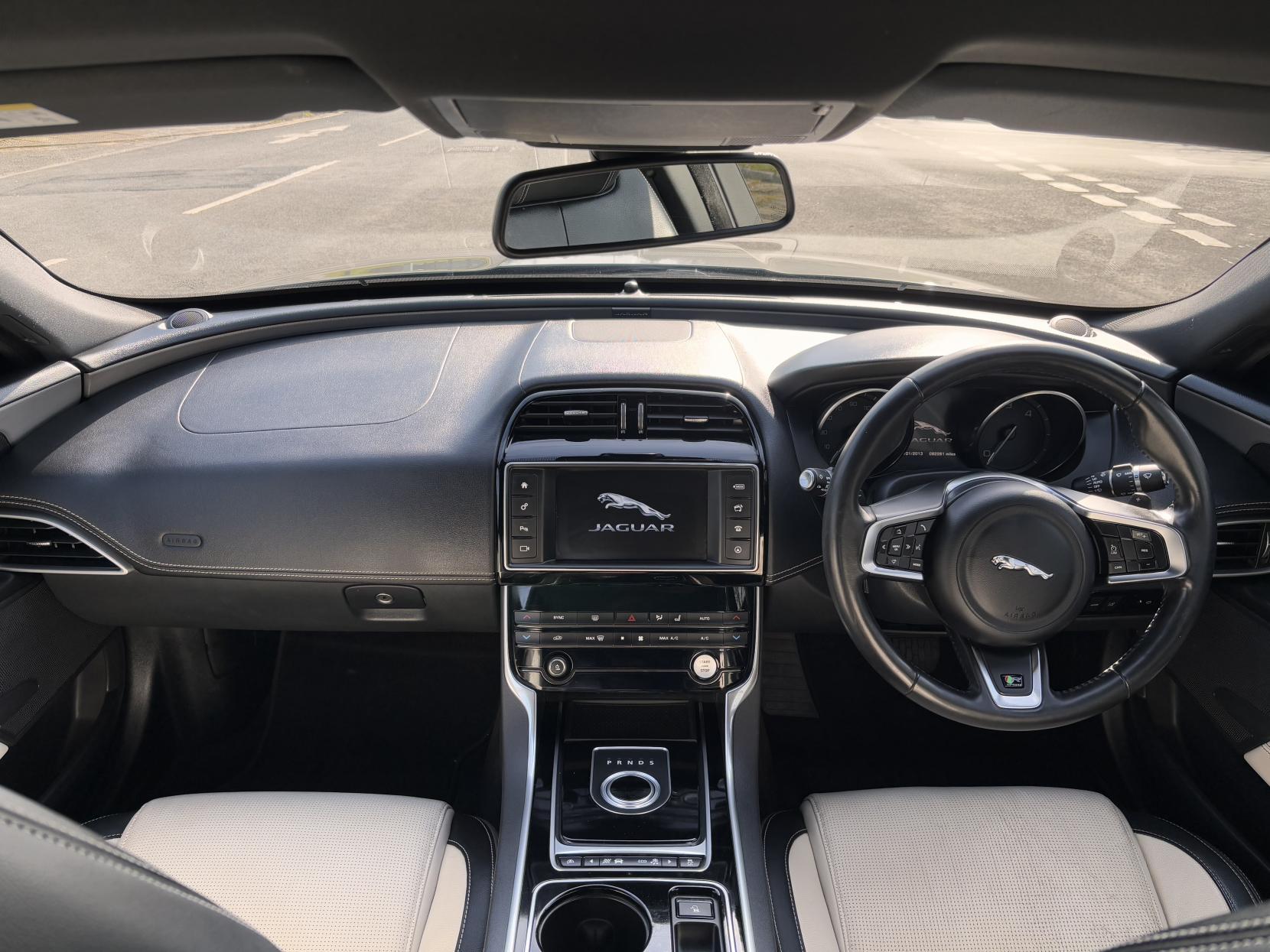 Jaguar XE 2.0 R-Sport Saloon (2014 - 2020)