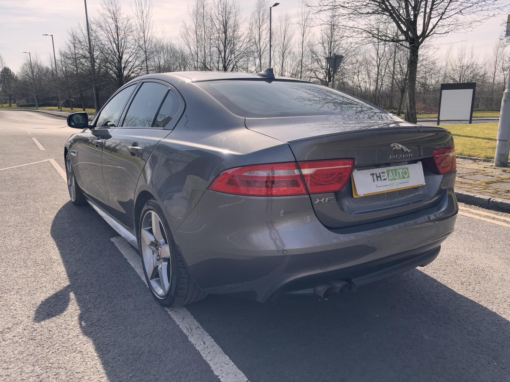 Jaguar XE 2.0 R-Sport Saloon (2014 - 2020)