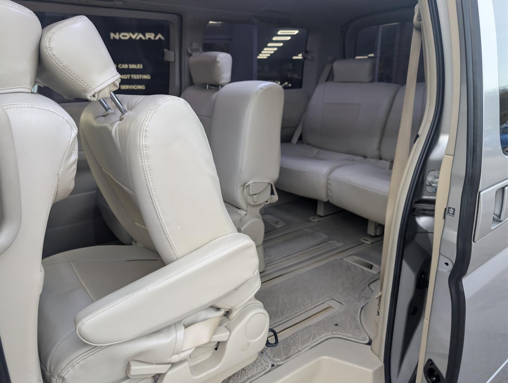 Nissan Elgrand MPV