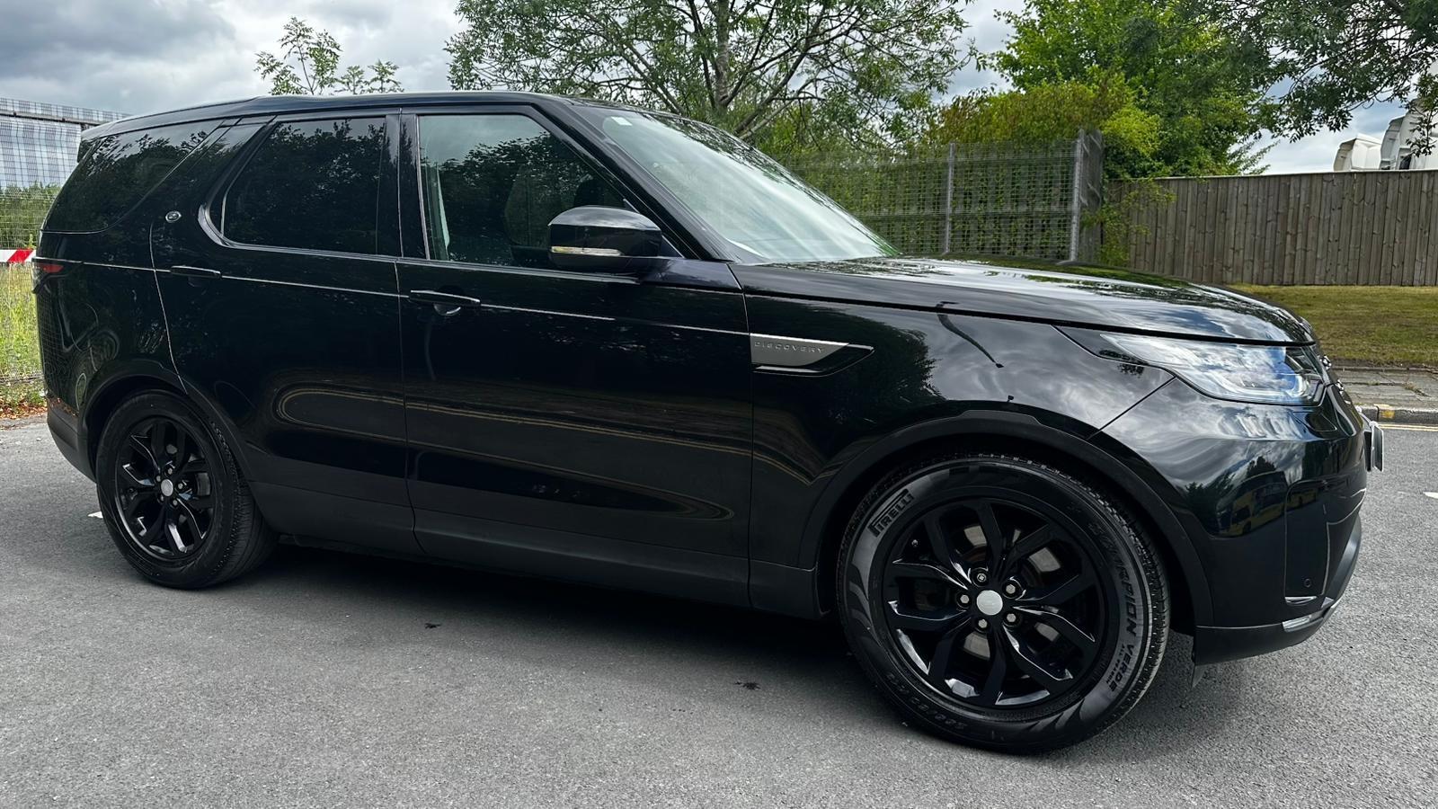 Land Rover Discovery 3.0 TD V6 SE SUV 5dr Diesel Auto 4WD Euro 6 (s/s) (258 ps)
