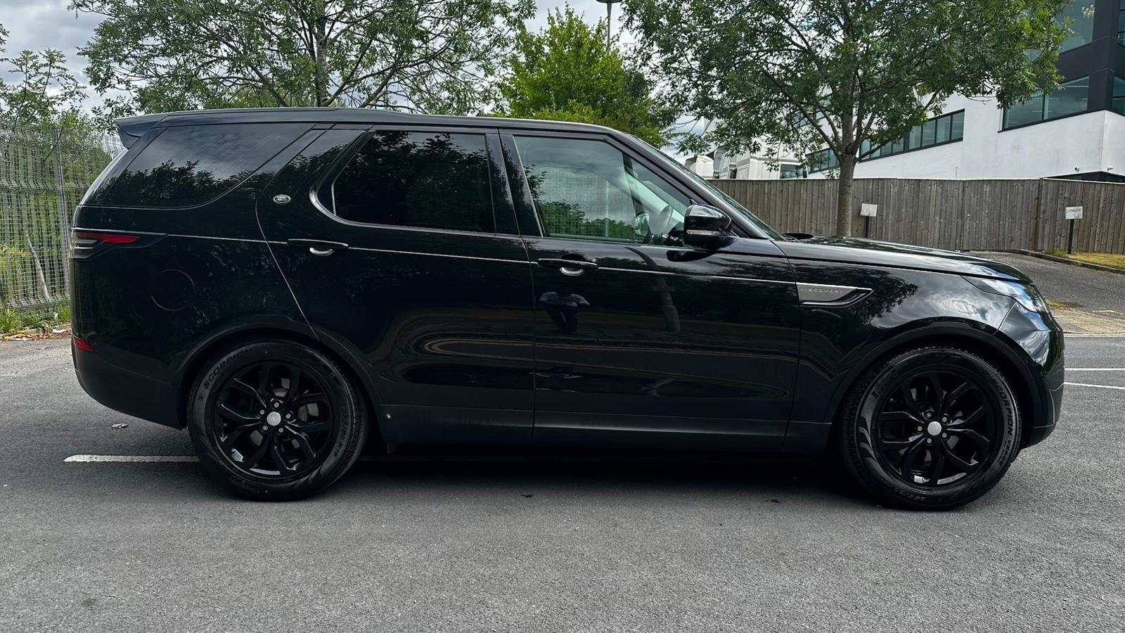 Land Rover Discovery 3.0 TD V6 SE SUV 5dr Diesel Auto 4WD Euro 6 (s/s) (258 ps)