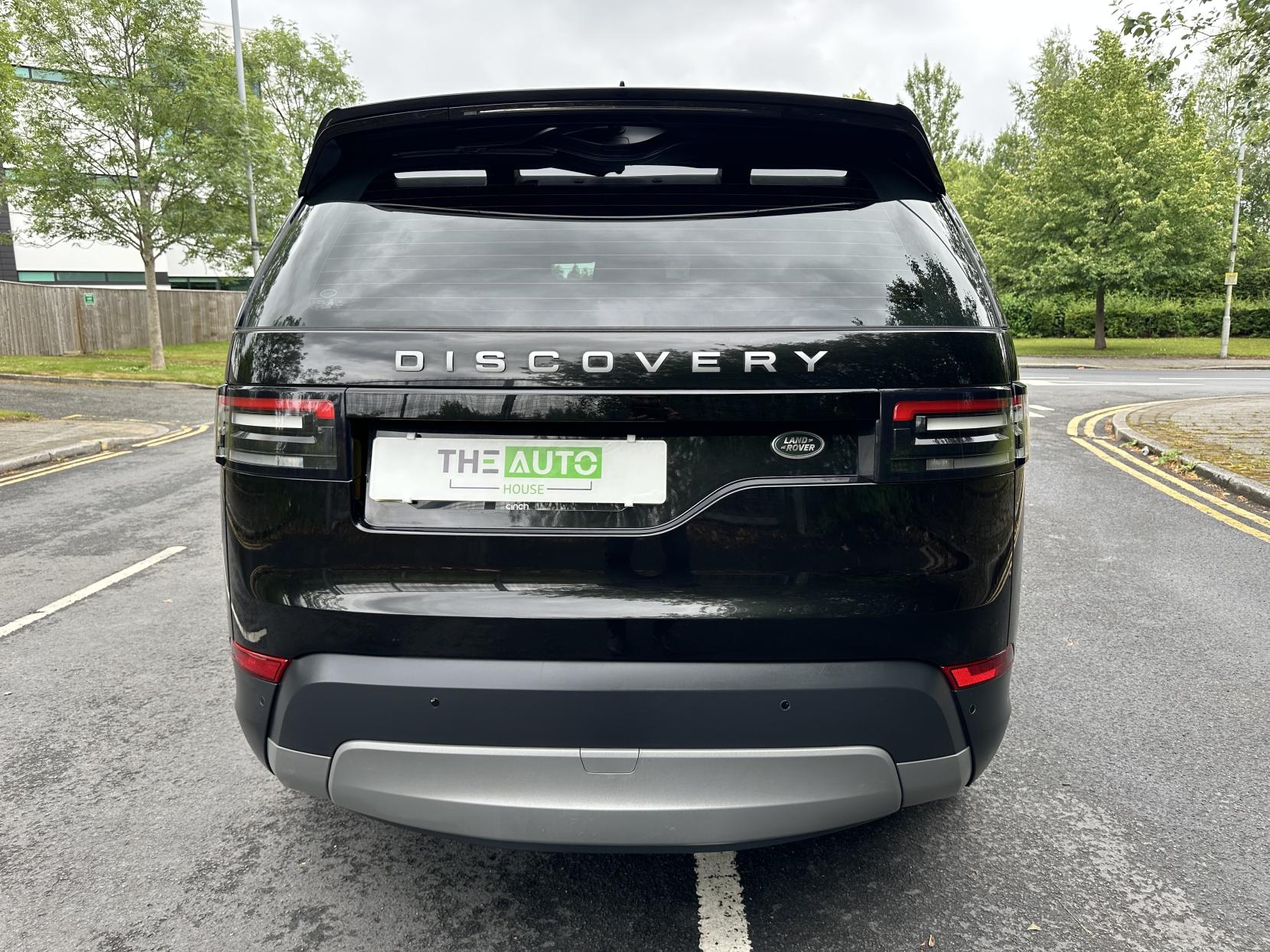 Land Rover Discovery 3.0 TD V6 SE SUV 5dr Diesel Auto 4WD Euro 6 (s/s) (258 ps)