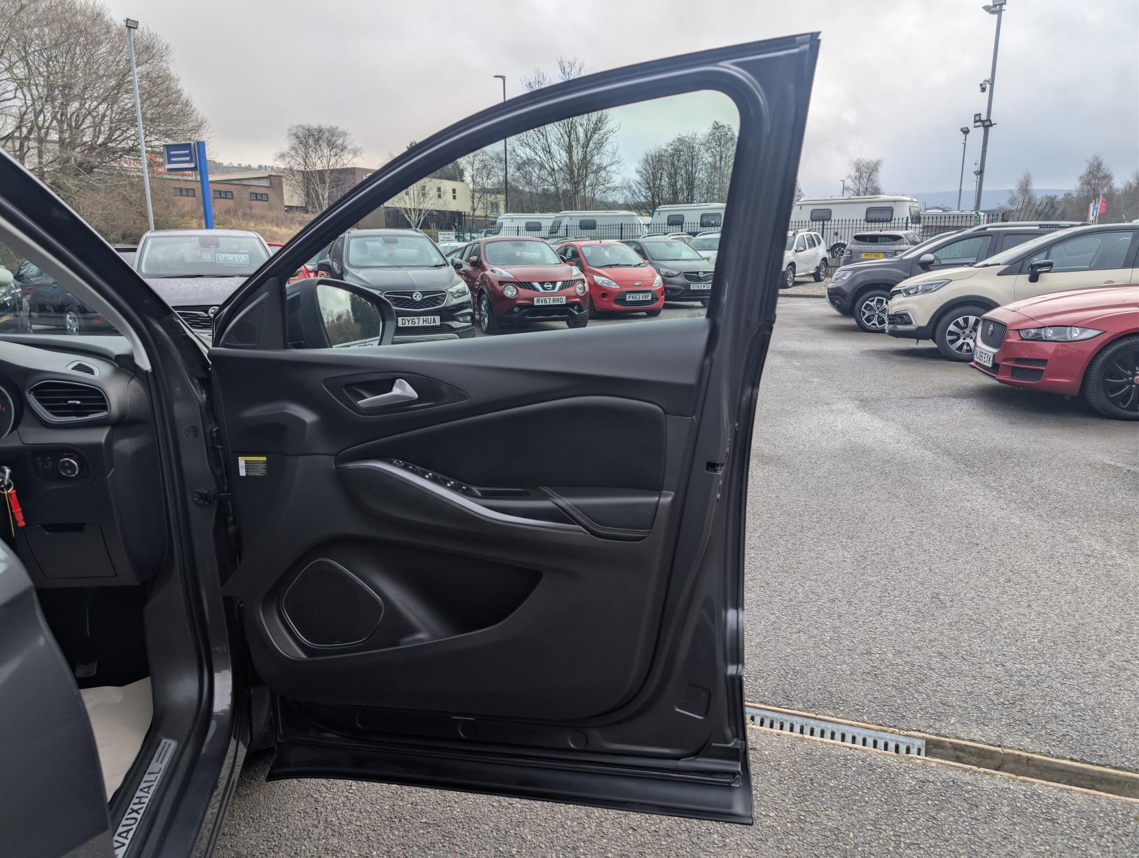 Vauxhall Grandland X 1.2 Turbo GPF Sport Nav SUV 5dr Petrol Manual Euro 6 (s/s) (130 ps)