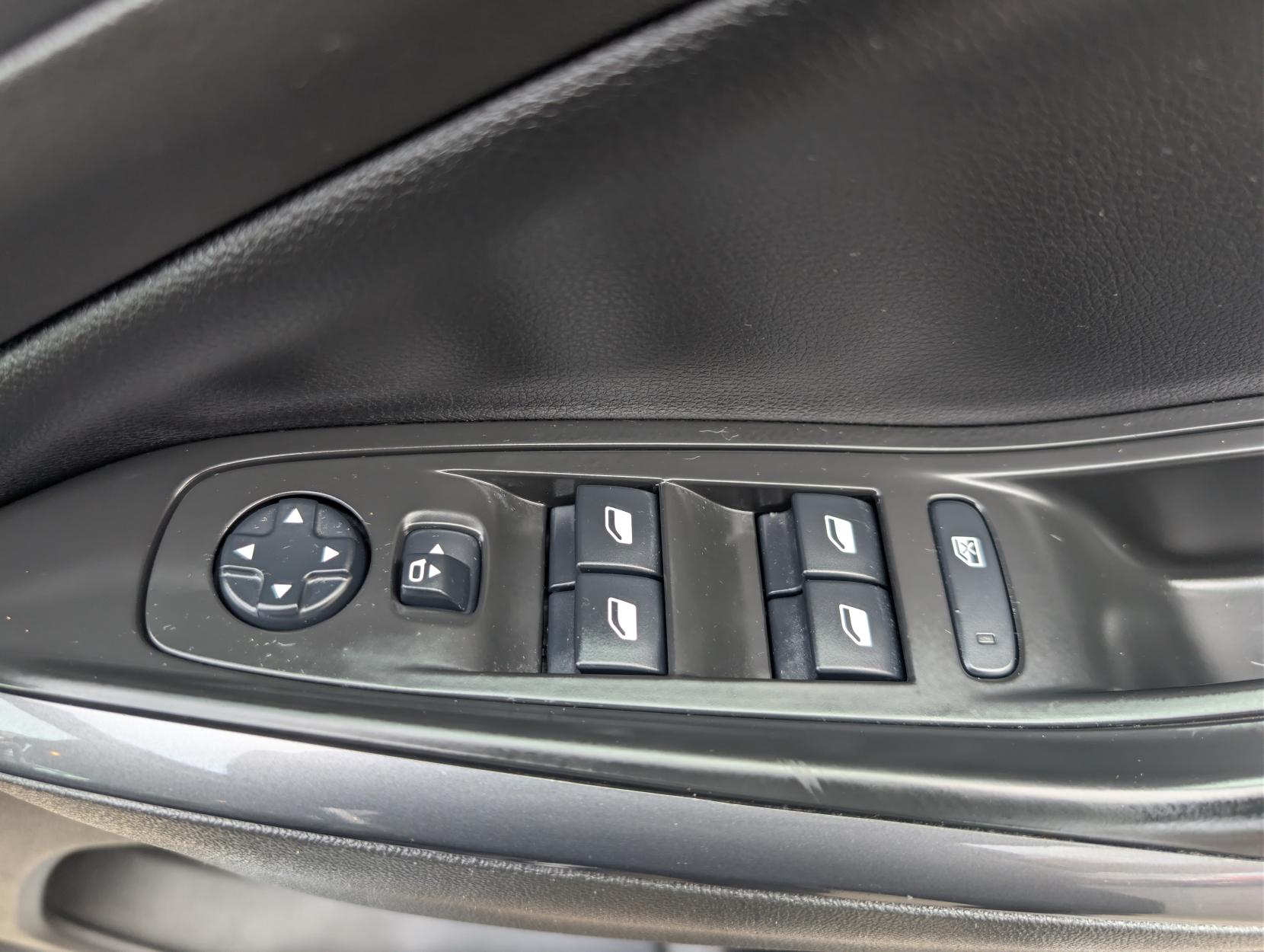 Vauxhall Grandland X 1.2 Turbo GPF Sport Nav SUV 5dr Petrol Manual Euro 6 (s/s) (130 ps)