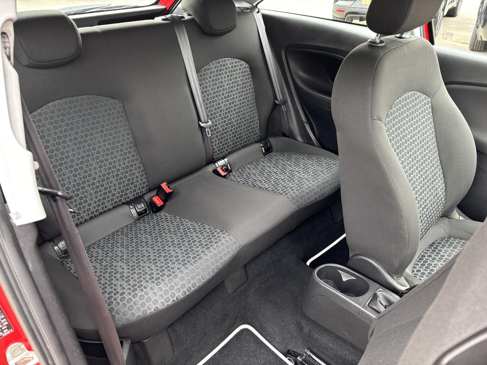 Vauxhall Corsa 1.4i ecoFLEX Sting Hatchback 3dr Petrol Manual Euro 6 (75 ps)