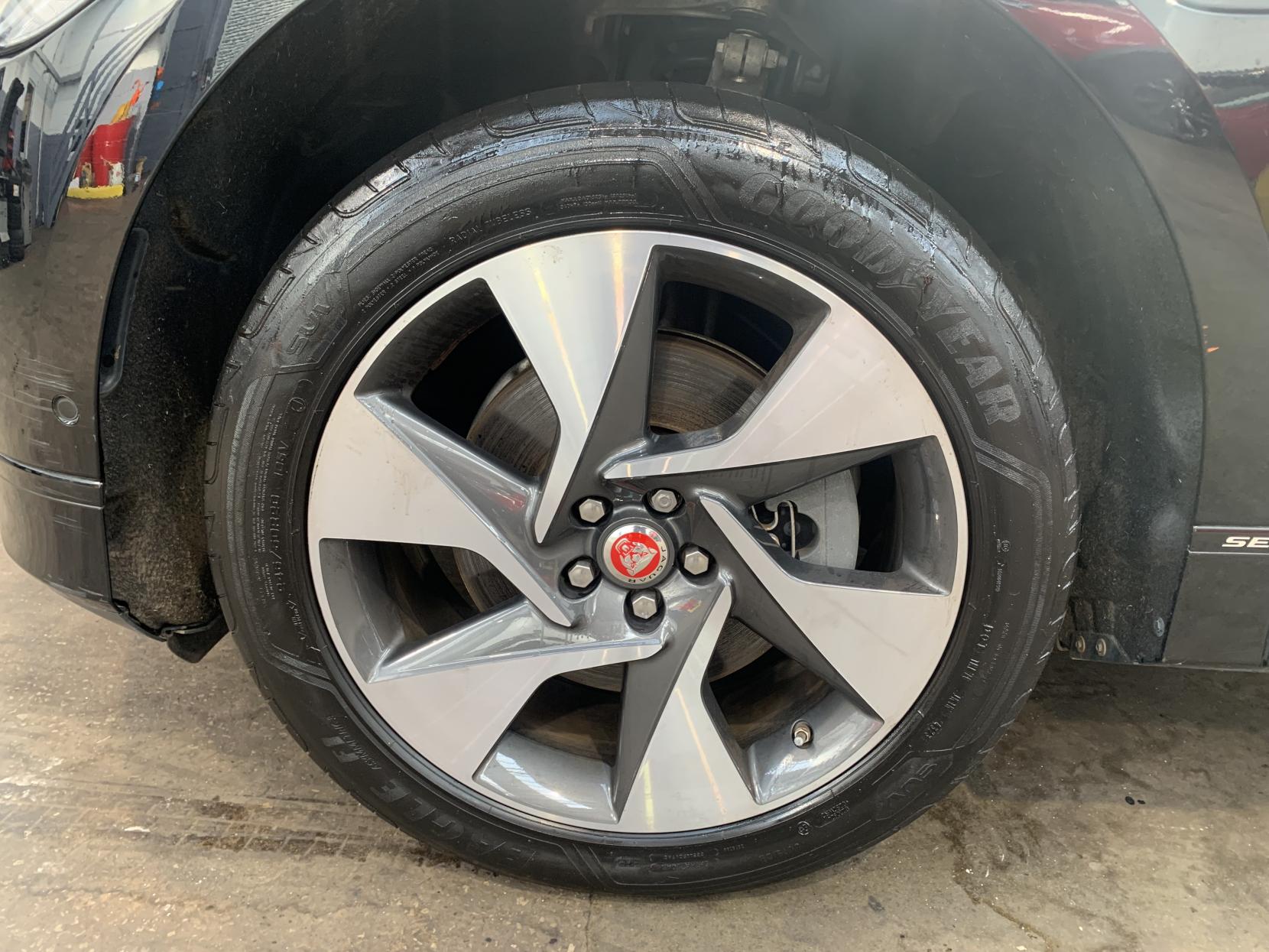 Jaguar I-PACE 400 90kWh SE SUV 5dr Electric Auto 4WD (400 ps)