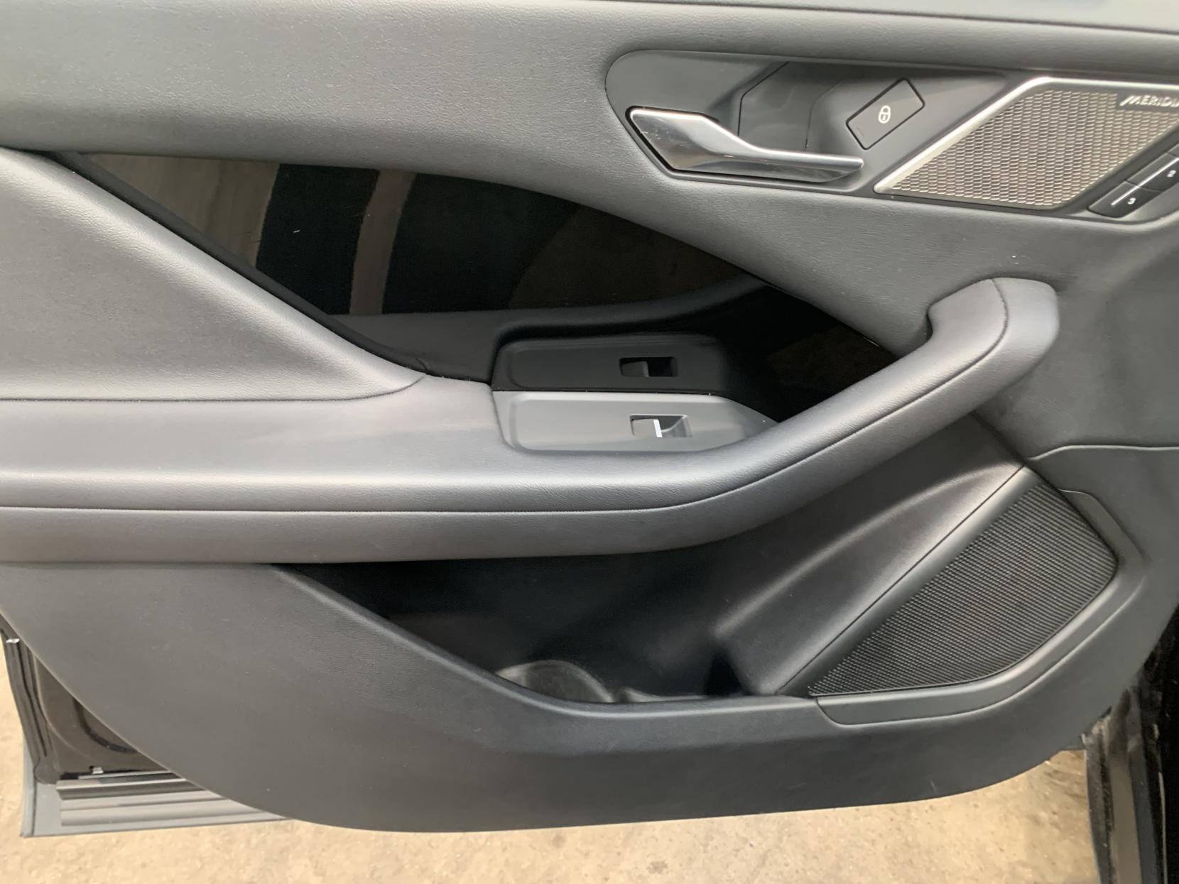 Jaguar I-PACE 400 90kWh SE SUV 5dr Electric Auto 4WD (400 ps)
