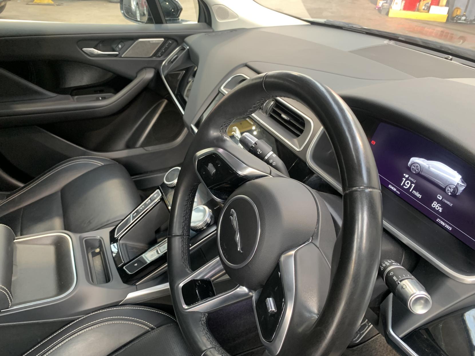 Jaguar I-PACE 400 90kWh SE SUV 5dr Electric Auto 4WD (400 ps)