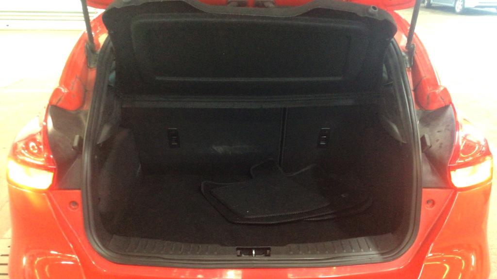 Ford Focus 1.0T EcoBoost ST-Line Hatchback 5dr Petrol Manual Euro 6 (s/s) (125 ps)