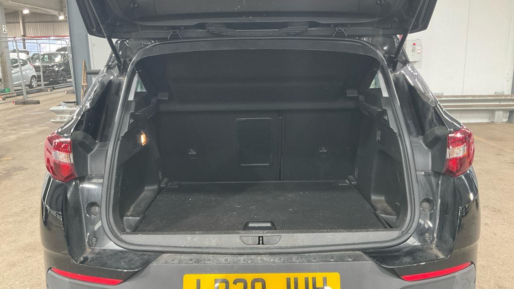 Vauxhall Grandland X 1.2 Turbo Elite Nav SUV 5dr Petrol Manual 6Spd Euro 6 (s/s) (130 ps)