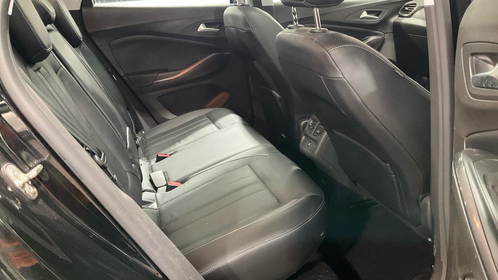 Vauxhall Grandland X 1.2 Turbo Elite Nav SUV 5dr Petrol Manual 6Spd Euro 6 (s/s) (130 ps)