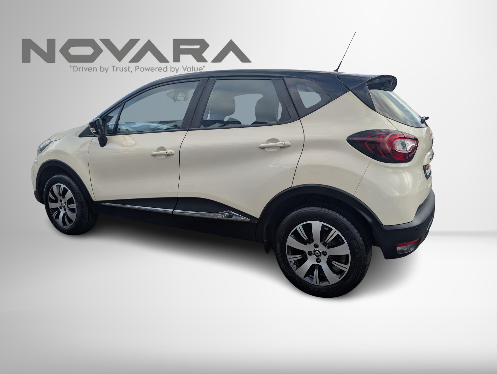 Renault Captur 0.9 TCe ENERGY Play SUV 5dr Petrol Manual Euro 6 (s/s) (90 ps)