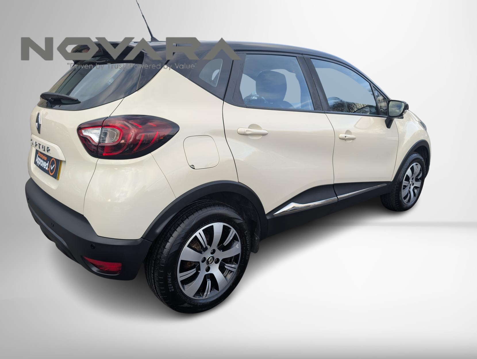 Renault Captur 0.9 TCe ENERGY Play SUV 5dr Petrol Manual Euro 6 (s/s) (90 ps)