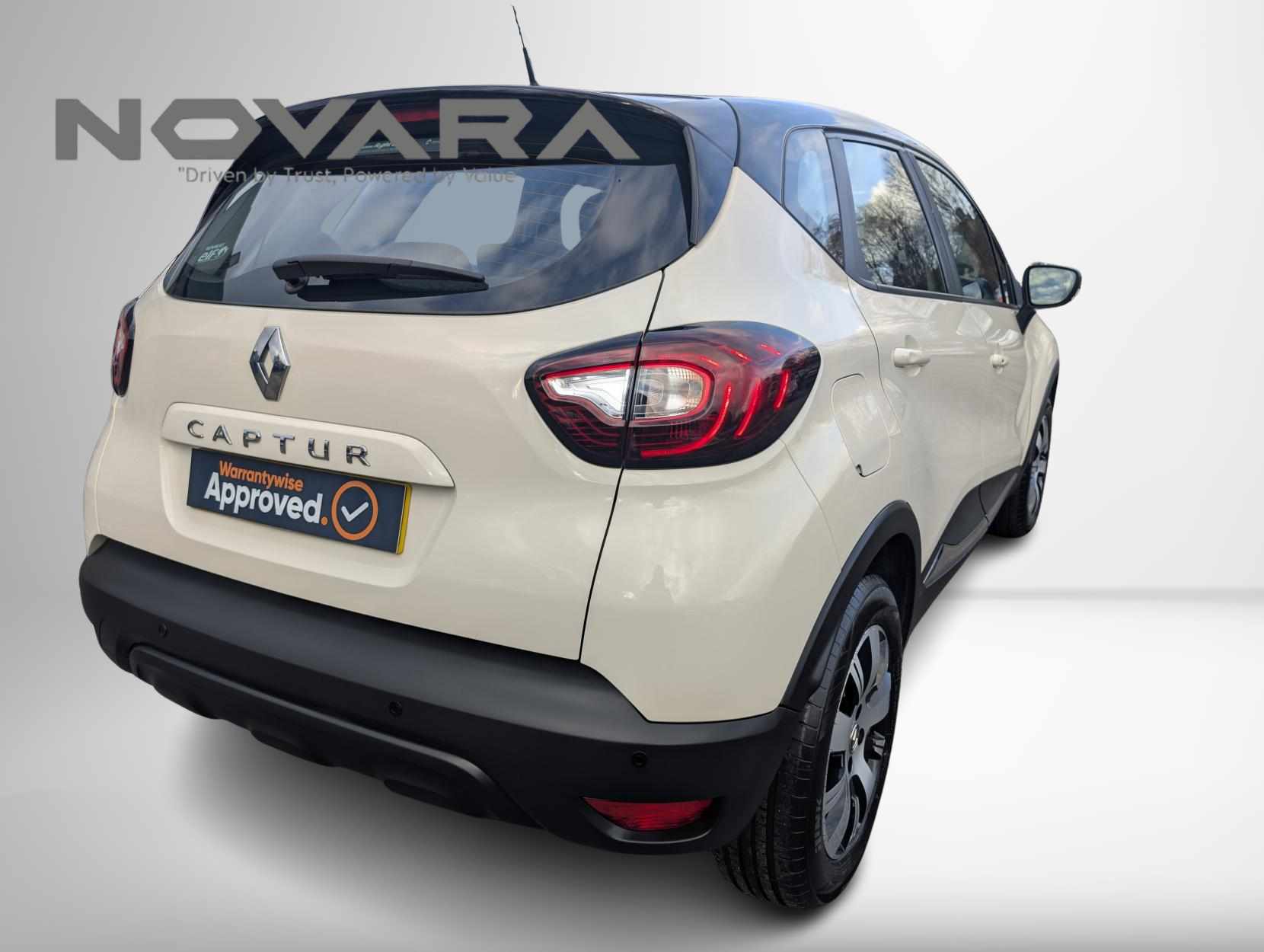 Renault Captur 0.9 TCe ENERGY Play SUV 5dr Petrol Manual Euro 6 (s/s) (90 ps)