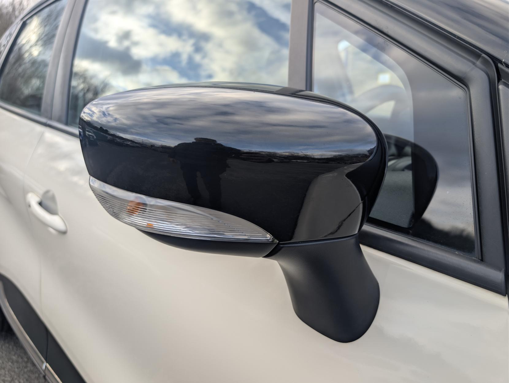 Renault Captur 0.9 TCe ENERGY Play SUV 5dr Petrol Manual Euro 6 (s/s) (90 ps)