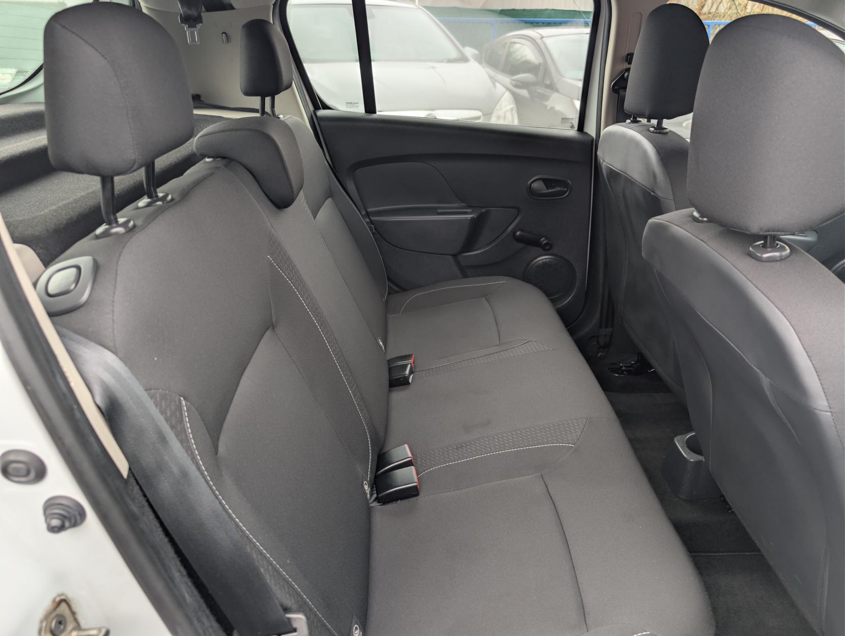 Dacia Sandero 1.0 SCe Essential Hatchback 5dr Petrol Manual Euro 6 (75 ps)