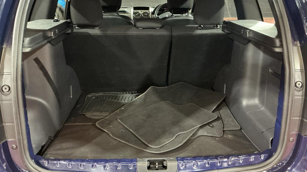 Dacia Duster 1.5 dCi Laureate SUV 5dr Diesel Manual Euro 6 (s/s) (110 ps)