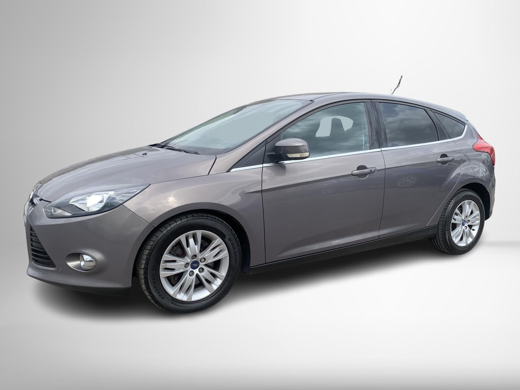Ford Focus 2.0 TDCi Titanium Navigator Hatchback 5dr Diesel Powershift Euro 5 (140 ps)
