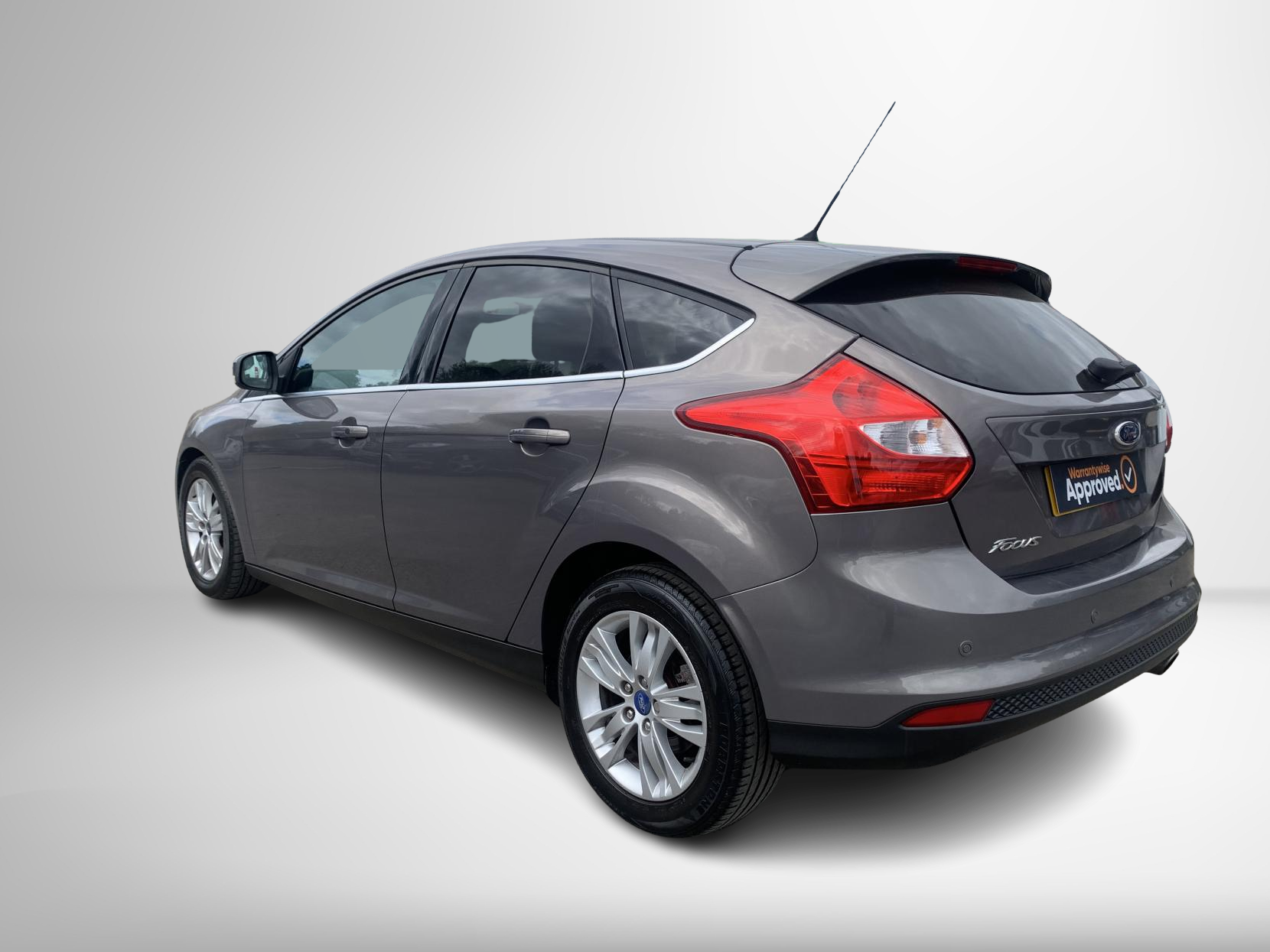 Ford Focus 2.0 TDCi Titanium Navigator Hatchback 5dr Diesel Powershift Euro 5 (140 ps)