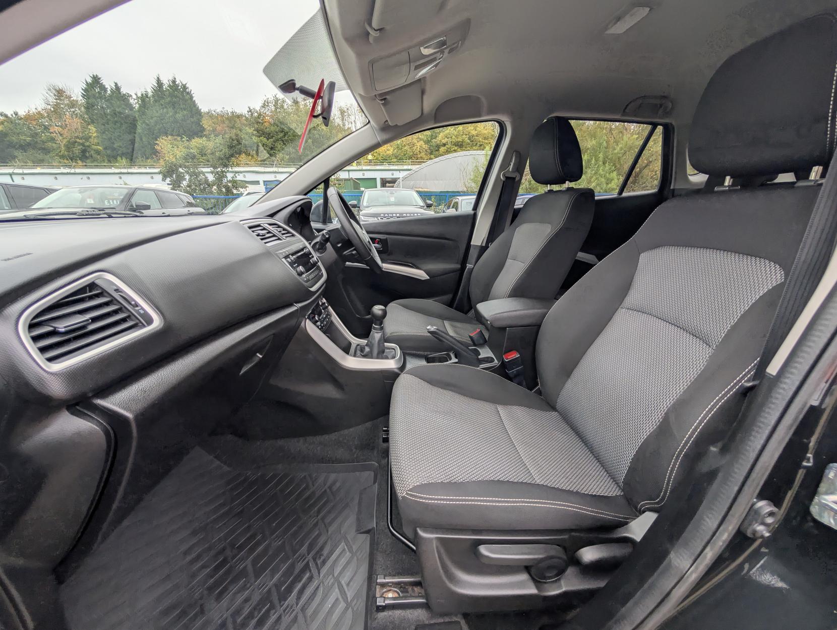 Suzuki SX4 S-Cross 1.6 SZ-T SUV 5dr Petrol Manual Euro 6 (120 ps)