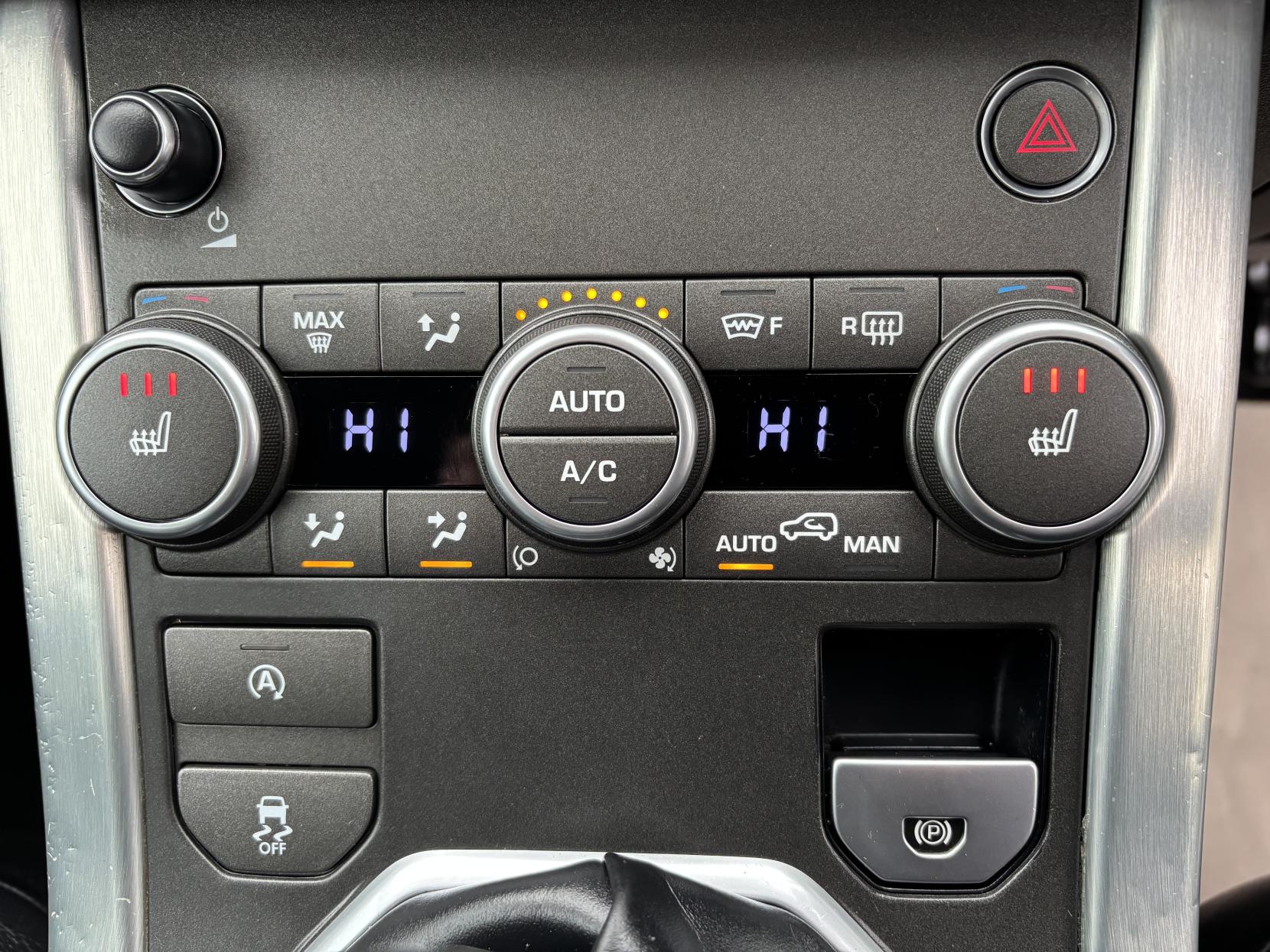 Land Rover Range Rover Evoque 2.0 eD4 SE SUV 5dr Diesel Manual FWD Euro 6 (s/s) (150 ps)