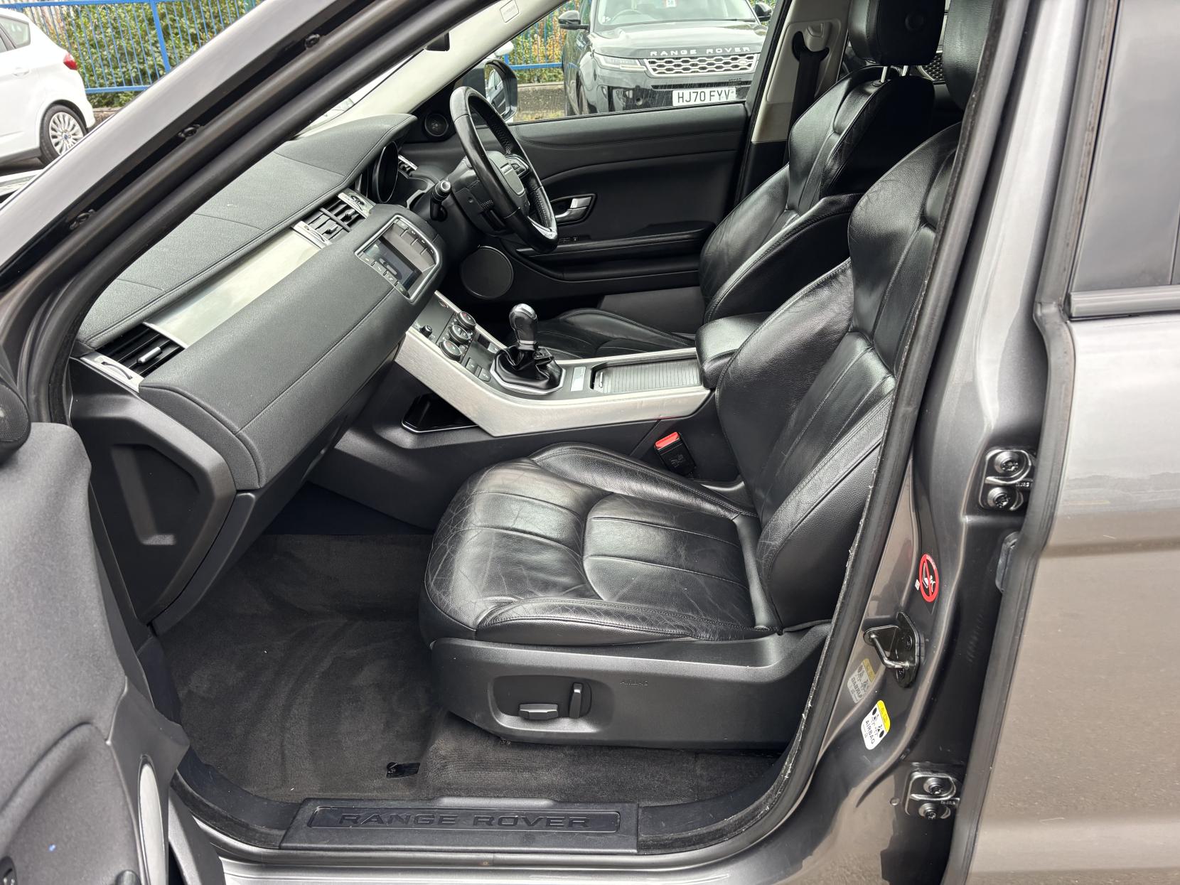 Land Rover Range Rover Evoque 2.0 eD4 SE SUV 5dr Diesel Manual FWD Euro 6 (s/s) (150 ps)