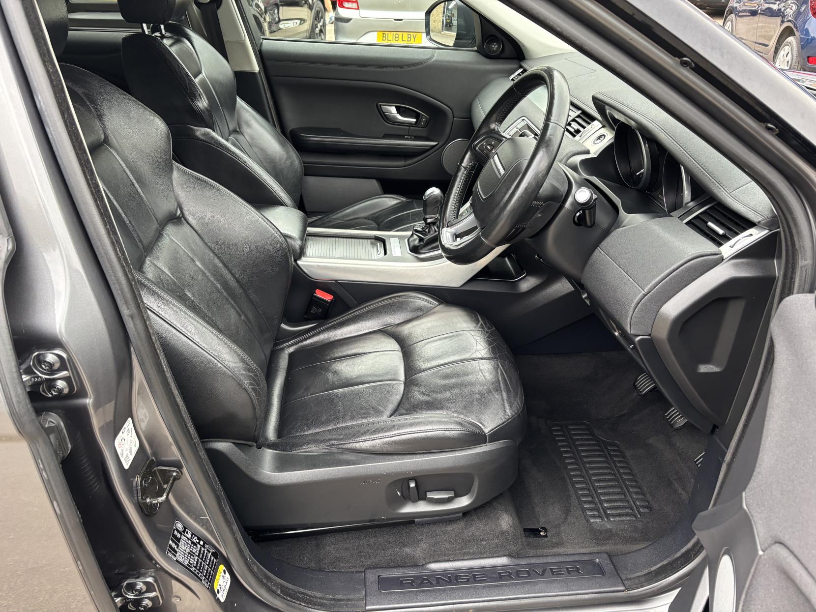 Land Rover Range Rover Evoque 2.0 eD4 SE SUV 5dr Diesel Manual FWD Euro 6 (s/s) (150 ps)