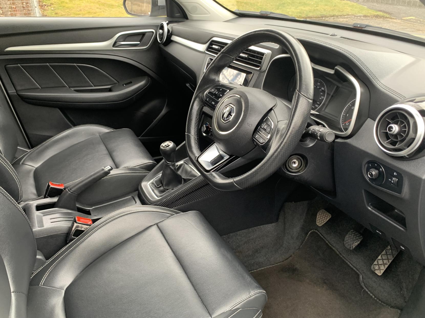 MG MG ZS 1.5 VTi-TECH Exclusive SUV 5dr Petrol Manual Euro 6 (s/s) (106 ps)