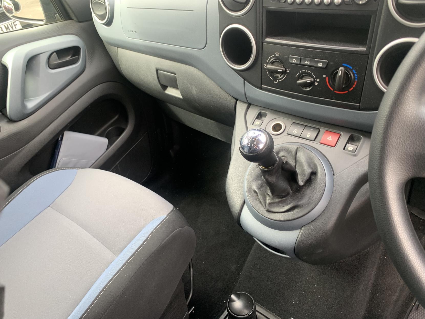 Peugeot Partner Tepee 1.6 HDi Tepee S MPV 5dr Diesel Manual (135 g/km, 92 bhp)