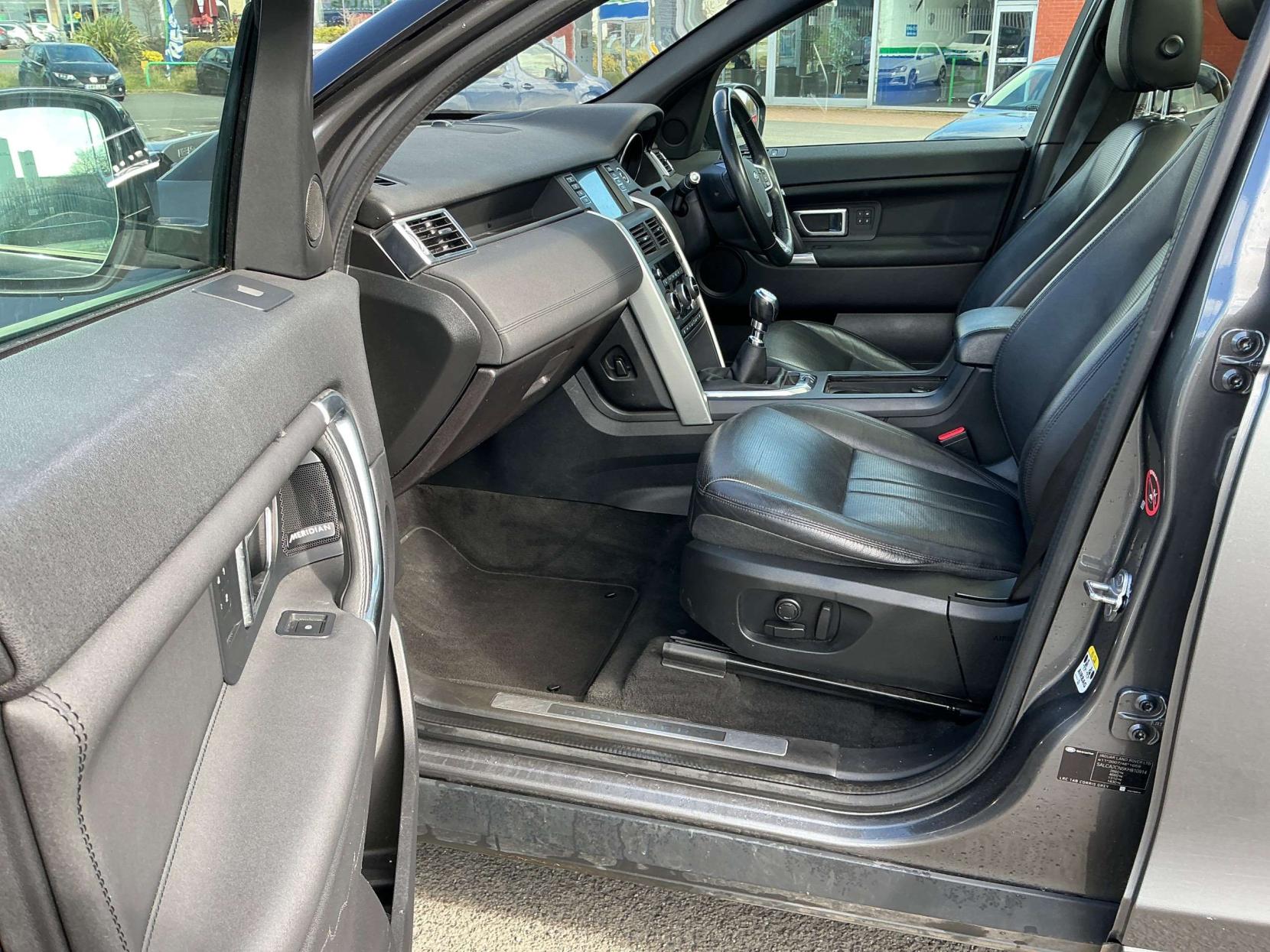 Land Rover Discovery Sport 2.0 TD4 HSE SUV 5dr Diesel Manual 4WD Euro 6 (s/s) (180 ps)