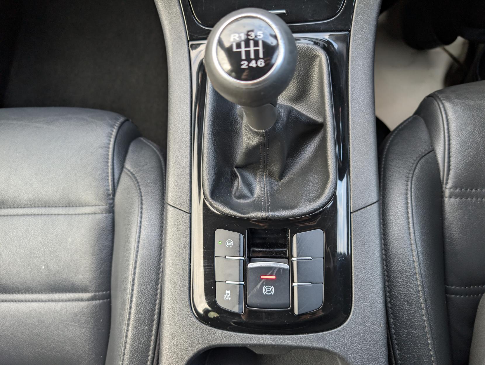 MG GS 1.5 TGI Exclusive SUV 5dr Petrol Manual Euro 6 (s/s) (160 ps)