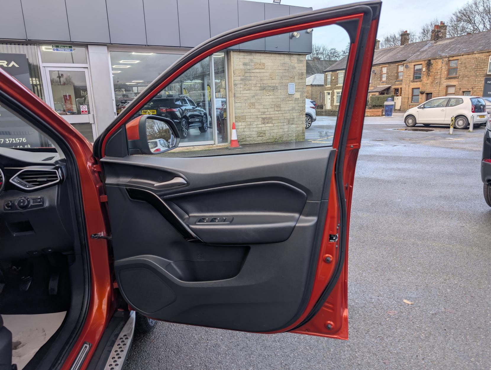 MG GS 1.5 TGI Exclusive SUV 5dr Petrol Manual Euro 6 (s/s) (160 ps)