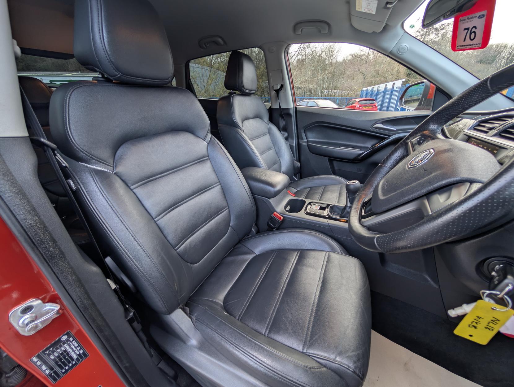 MG GS 1.5 TGI Exclusive SUV 5dr Petrol Manual Euro 6 (s/s) (160 ps)