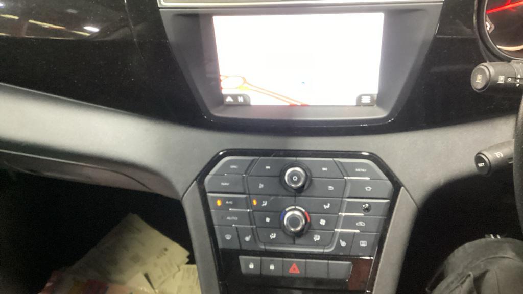 MG GS 1.5 TGI Exclusive SUV 5dr Petrol Manual Euro 6 (s/s) (160 ps)