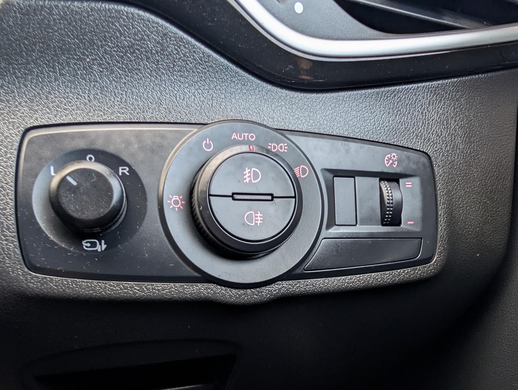 MG GS 1.5 TGI Exclusive SUV 5dr Petrol Manual Euro 6 (s/s) (160 ps)