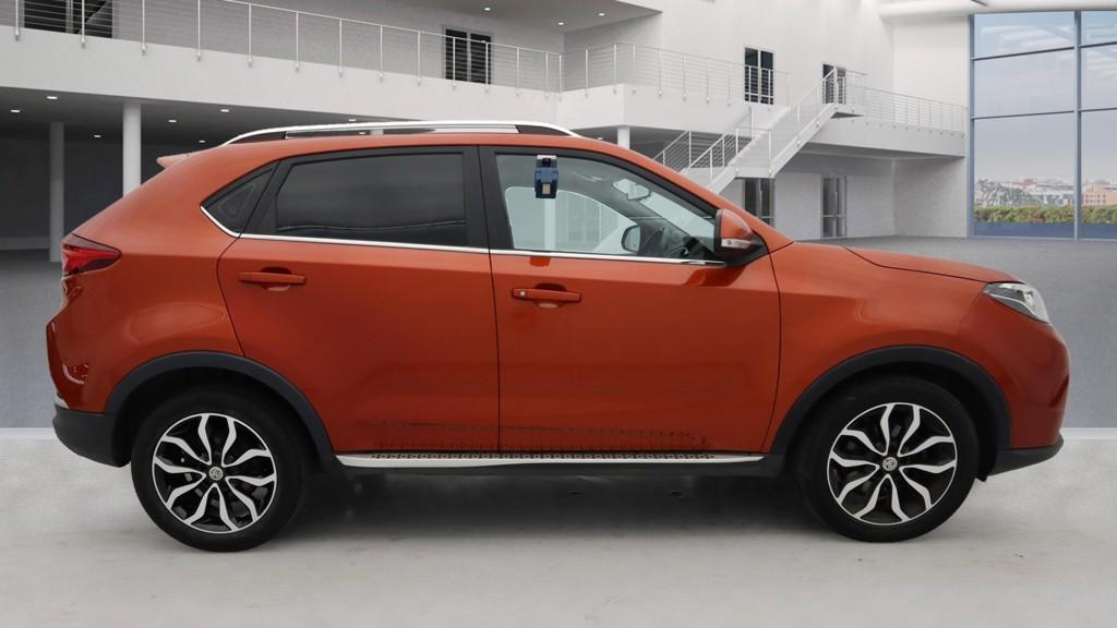 MG GS 1.5 TGI Exclusive SUV 5dr Petrol Manual Euro 6 (s/s) (160 ps)