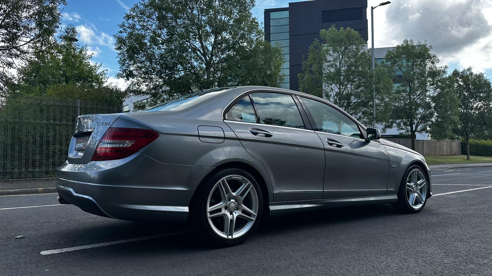 Mercedes-Benz C Class 2.1 C220 CDI BlueEfficiency Sport Saloon 4dr Diesel G-Tronic+ Euro 5 (s/s) (170 ps)