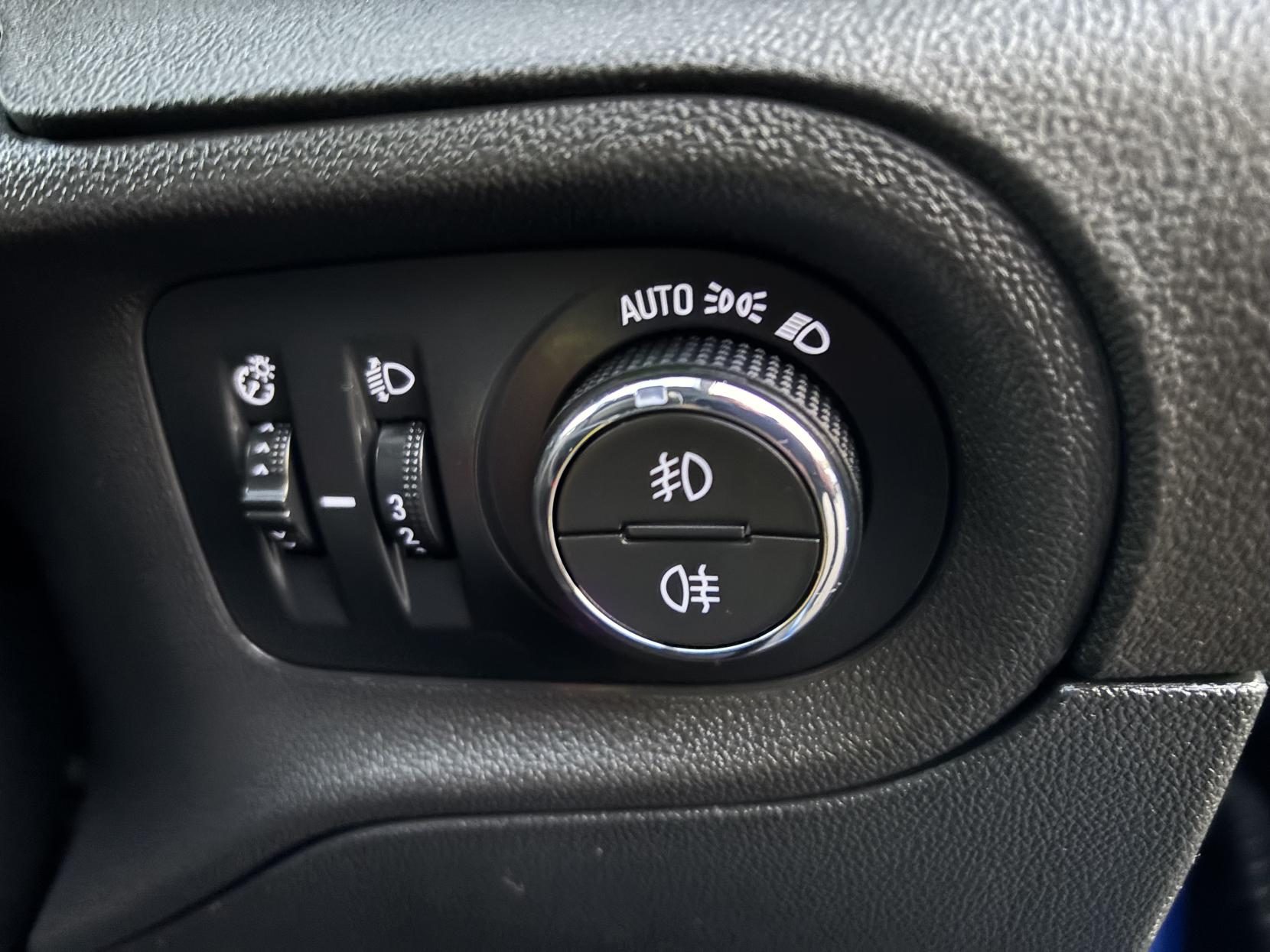 Vauxhall Grandland X 1.2 Turbo SE SUV 5dr Petrol Manual Euro 6 (s/s) (130 ps)