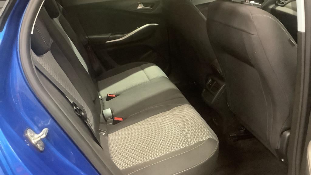 Vauxhall Grandland X 1.2 Turbo SE SUV 5dr Petrol Manual Euro 6 (s/s) (130 ps)