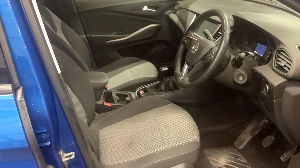 Vauxhall Grandland X 1.2 Turbo SE SUV 5dr Petrol Manual Euro 6 (s/s) (130 ps)