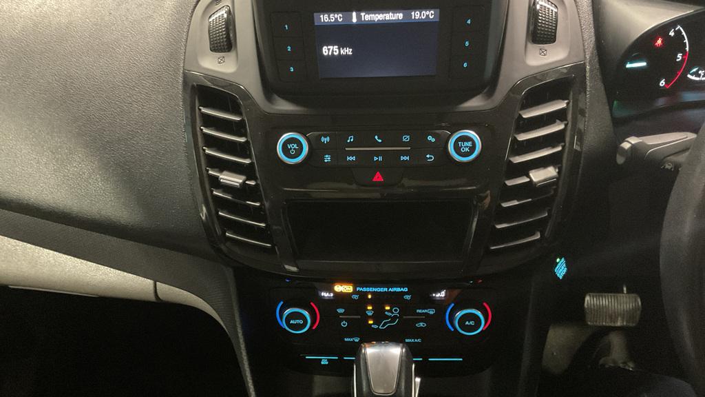 Ford Grand Tourneo Connect 1.5 EcoBlue Titanium MPV 5dr Diesel Auto Euro 6 (s/s) (120 ps)