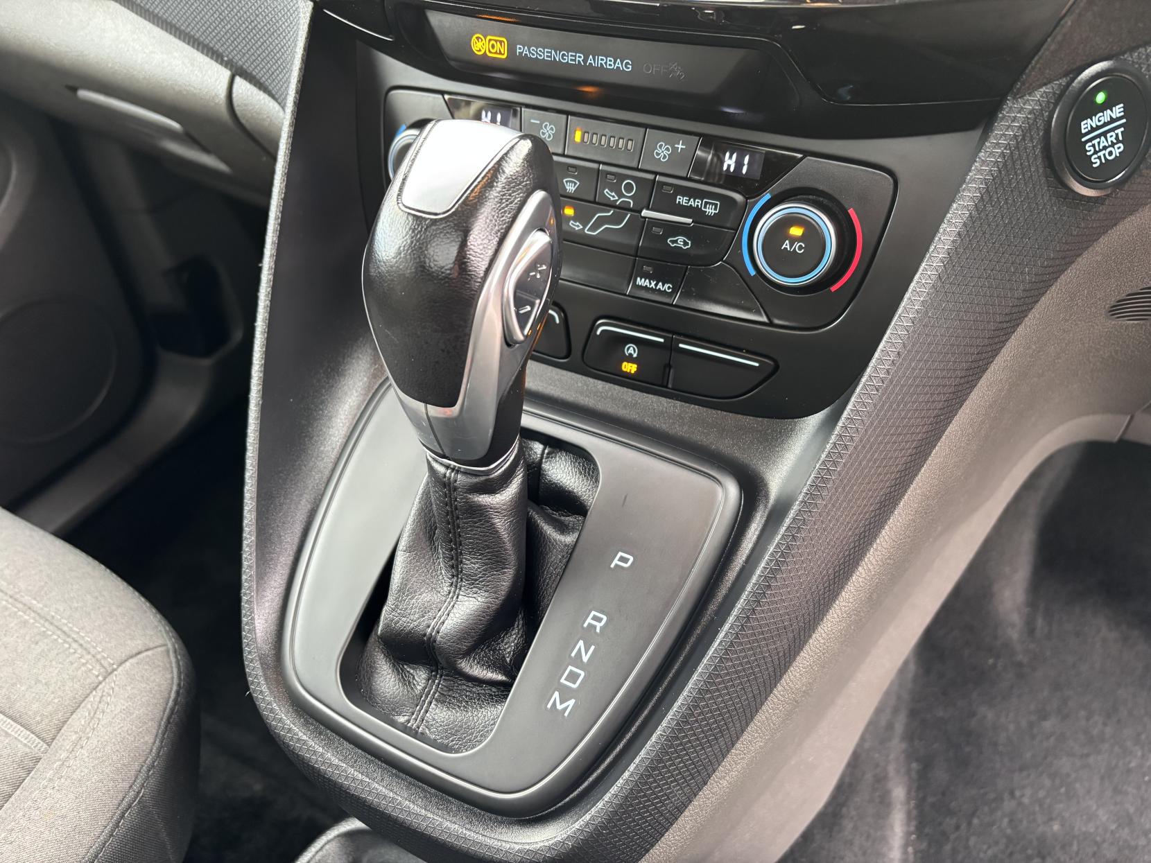 Ford Grand Tourneo Connect 1.5 EcoBlue Titanium MPV 5dr Diesel Auto Euro 6 (s/s) (120 ps)