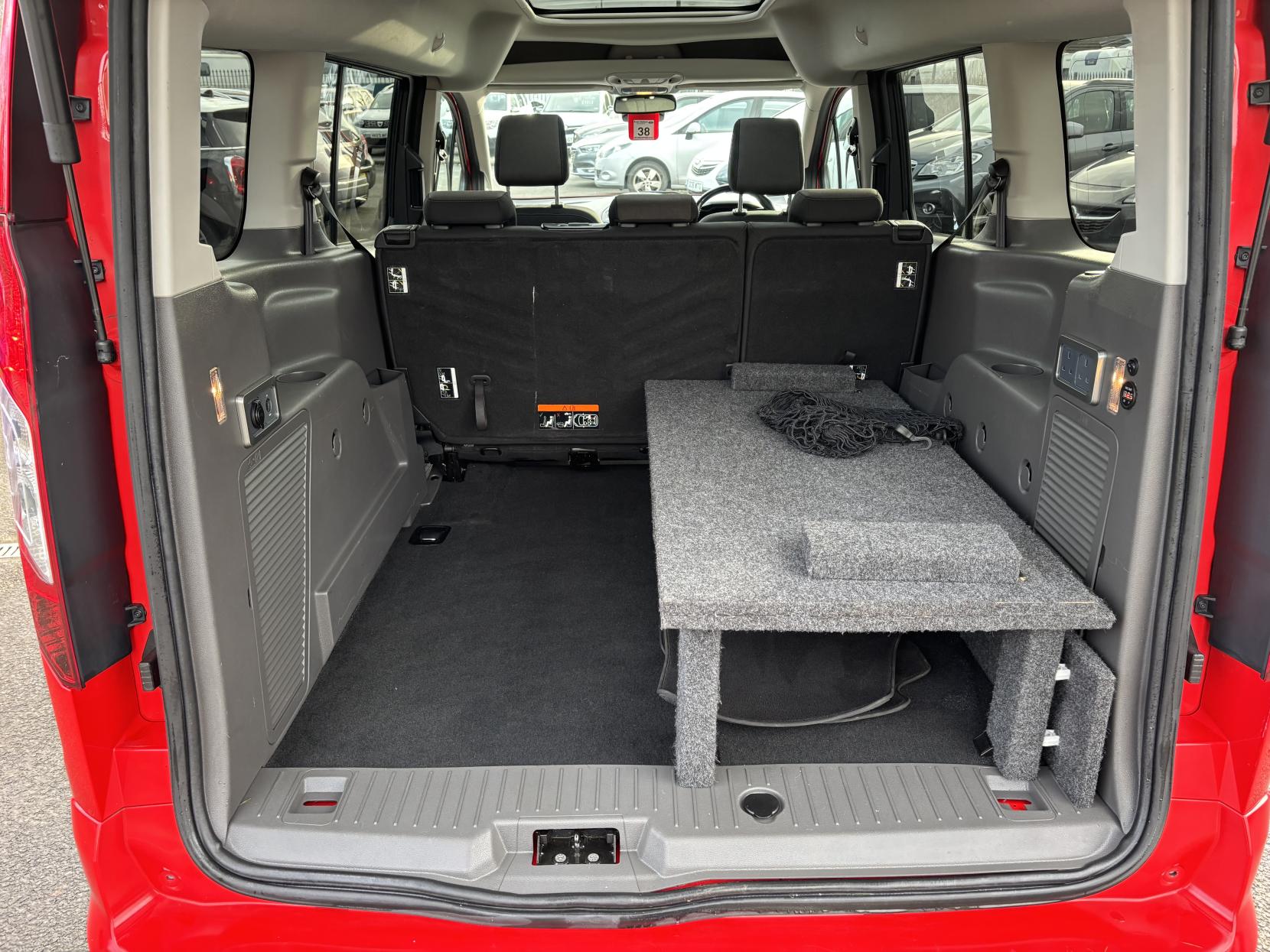 Ford Grand Tourneo Connect 1.5 EcoBlue Titanium MPV 5dr Diesel Auto Euro 6 (s/s) (120 ps)