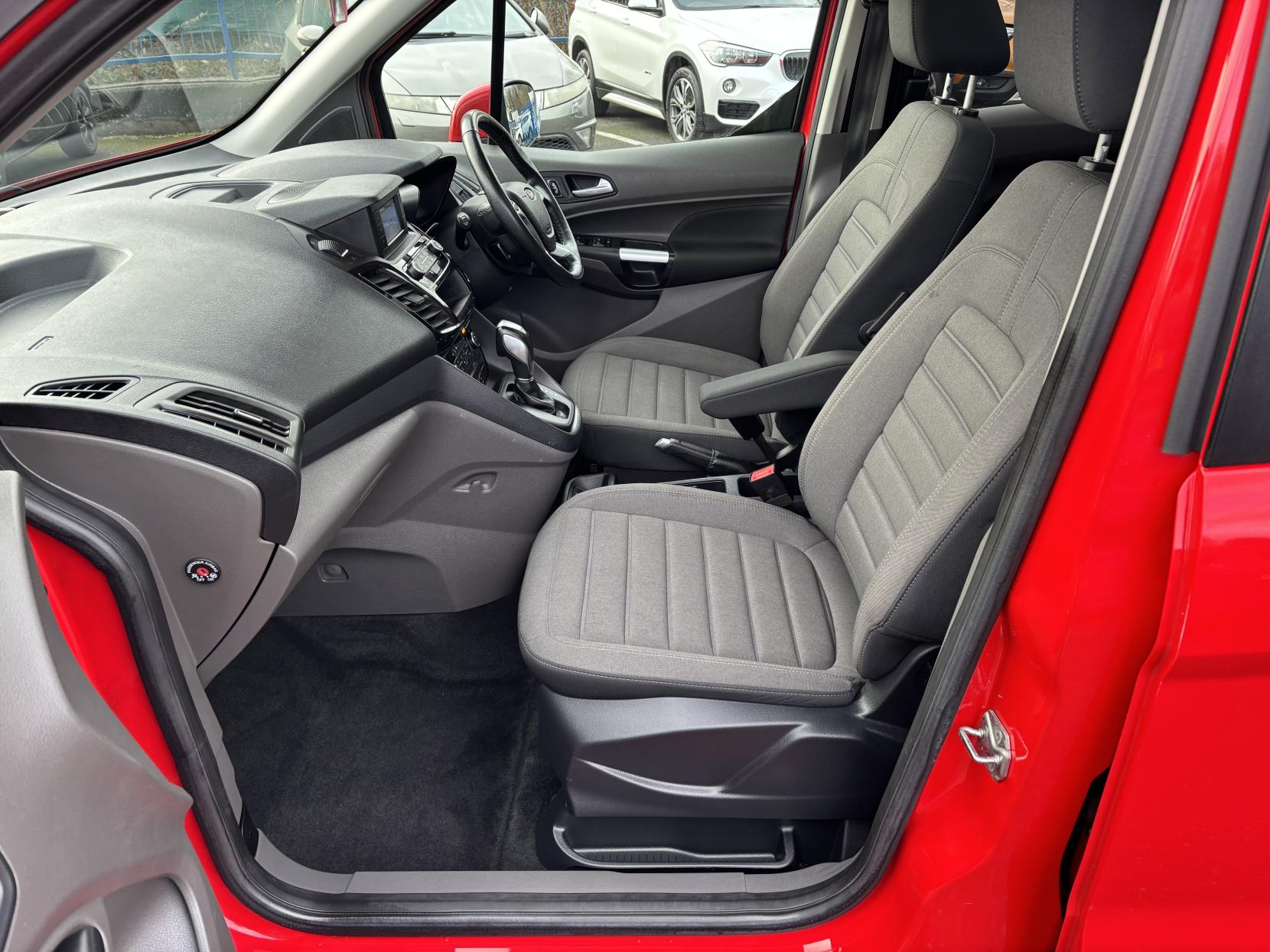 Ford Grand Tourneo Connect 1.5 EcoBlue Titanium MPV 5dr Diesel Auto Euro 6 (s/s) (120 ps)