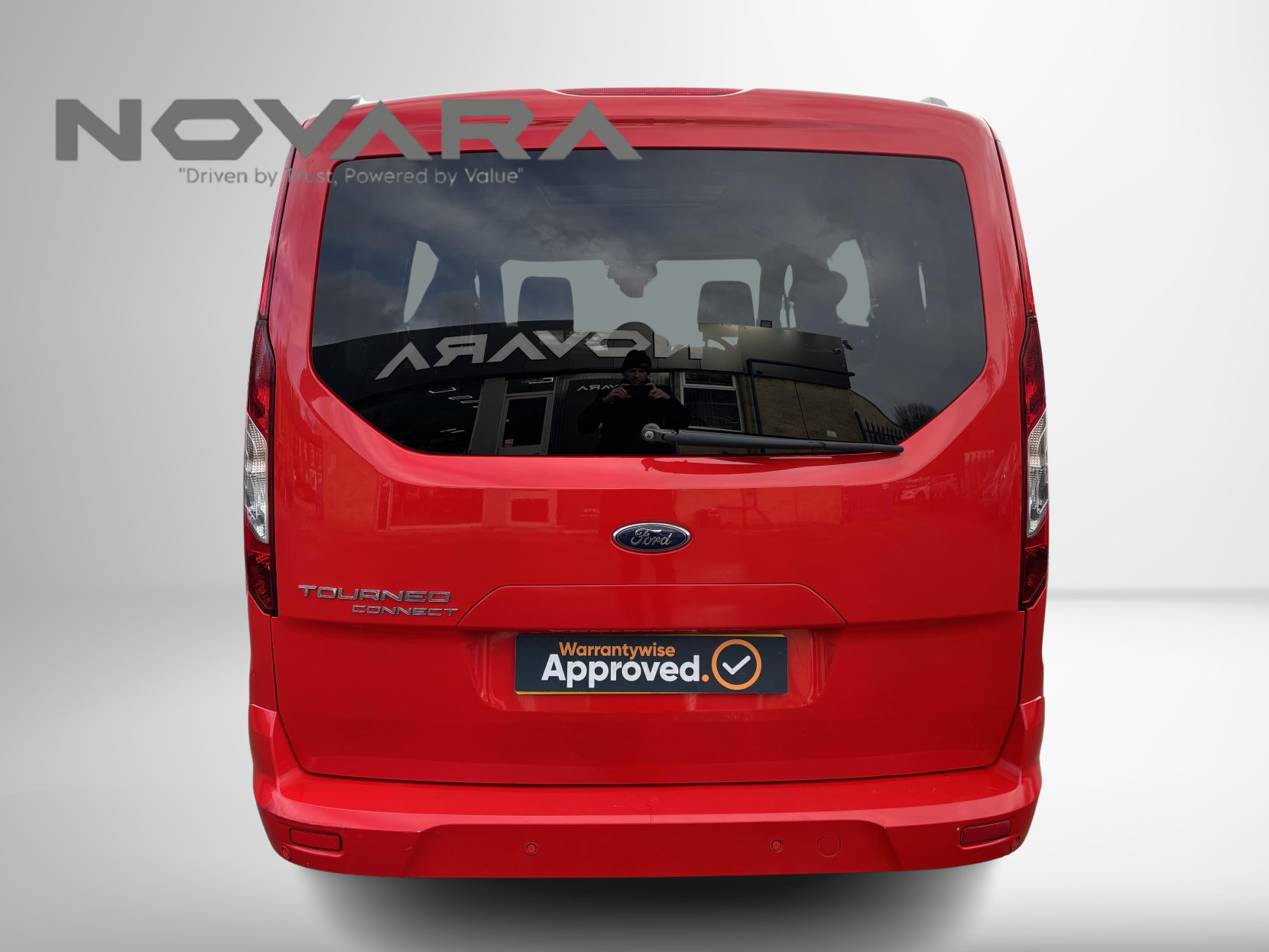 Ford Grand Tourneo Connect 1.5 EcoBlue Titanium MPV 5dr Diesel Auto Euro 6 (s/s) (120 ps)