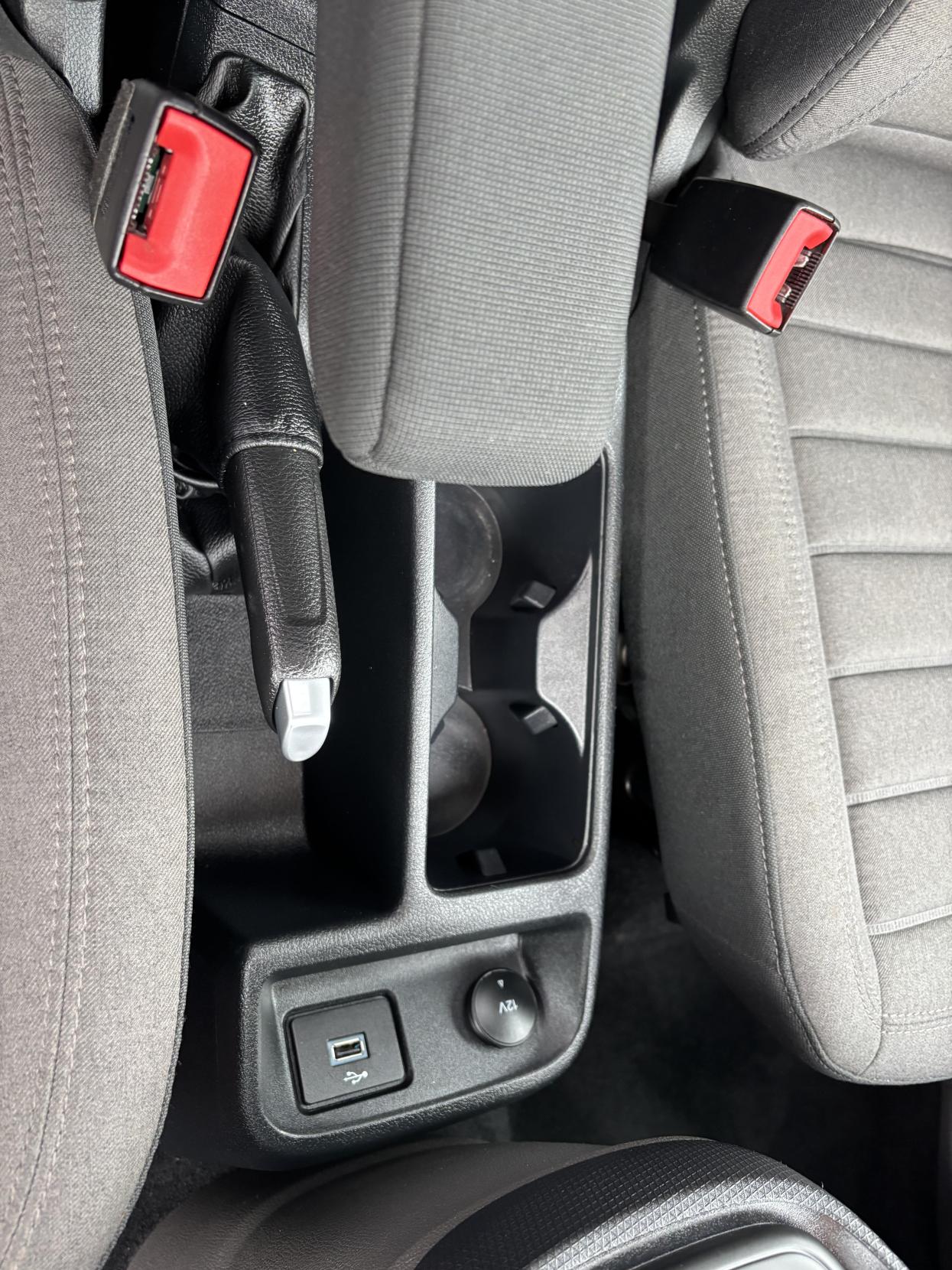 Ford Grand Tourneo Connect 1.5 EcoBlue Titanium MPV 5dr Diesel Auto Euro 6 (s/s) (120 ps)