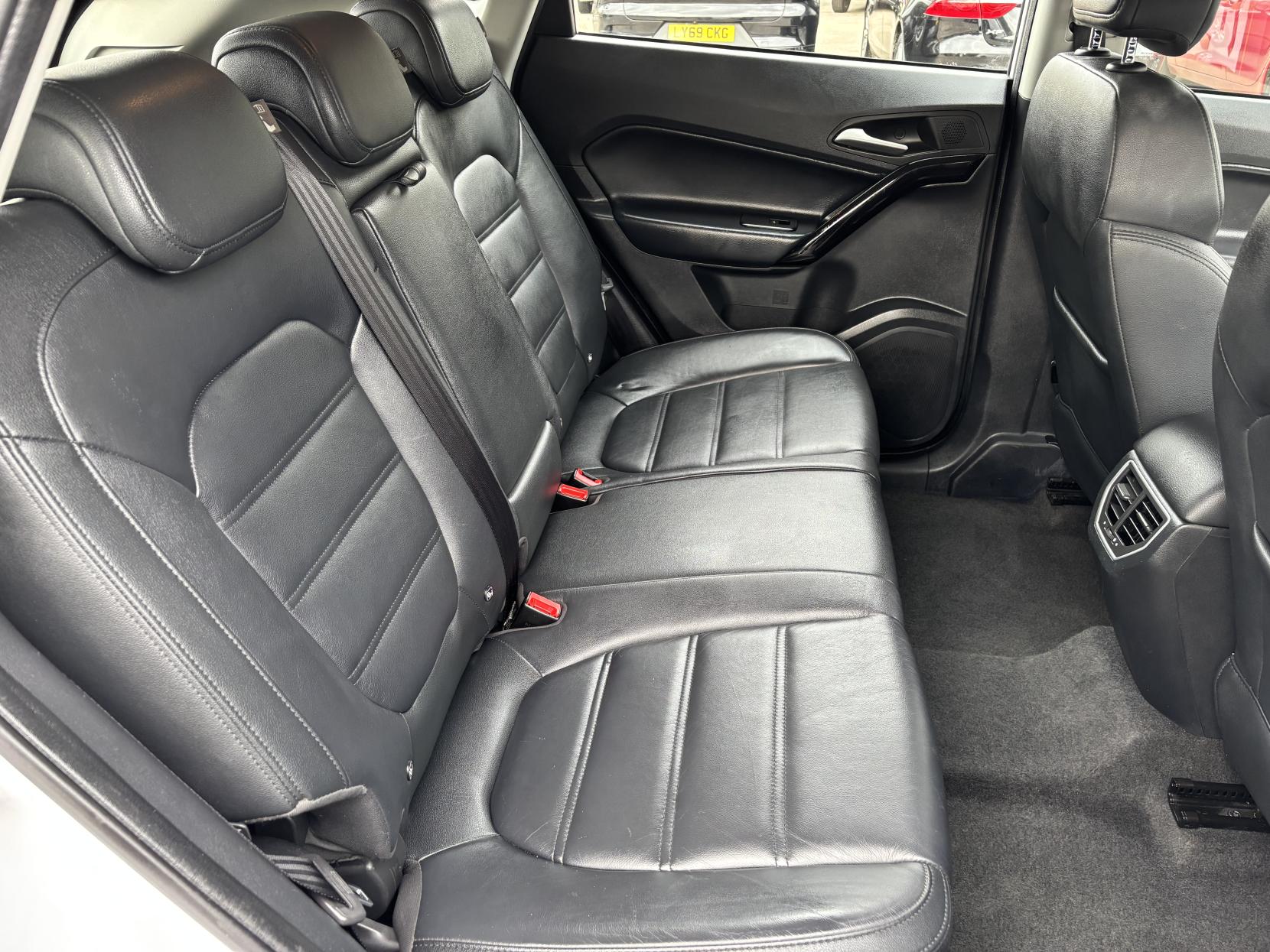 MG GS 1.5 TGI Exclusive SUV 5dr Petrol Manual Euro 6 (s/s) (160 ps)