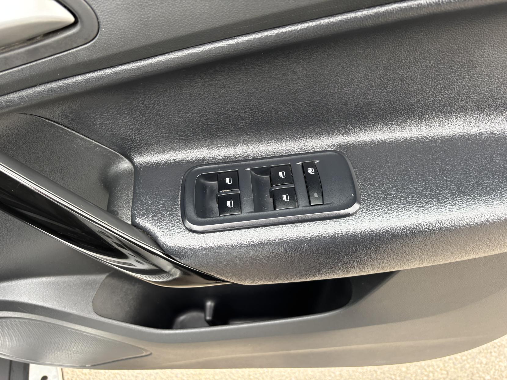 MG GS 1.5 TGI Exclusive SUV 5dr Petrol Manual Euro 6 (s/s) (160 ps)